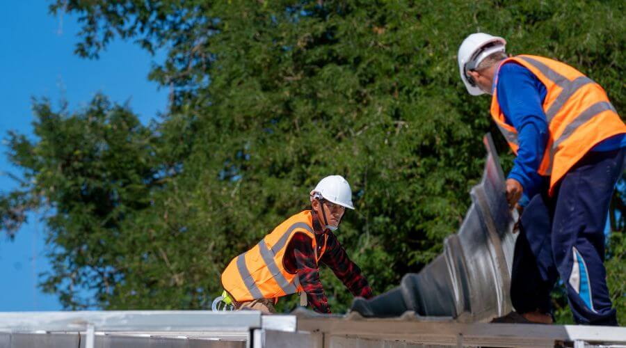 Professional new roof installation services in Huntington, OR
